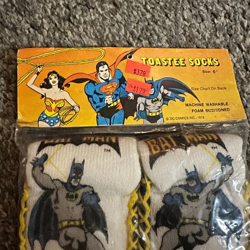 Share Toastee Socks - RARE NEW VINTAGE DC Comics 1979 BATMAN Child Size 6 - DAWN - Picture 4 of 9